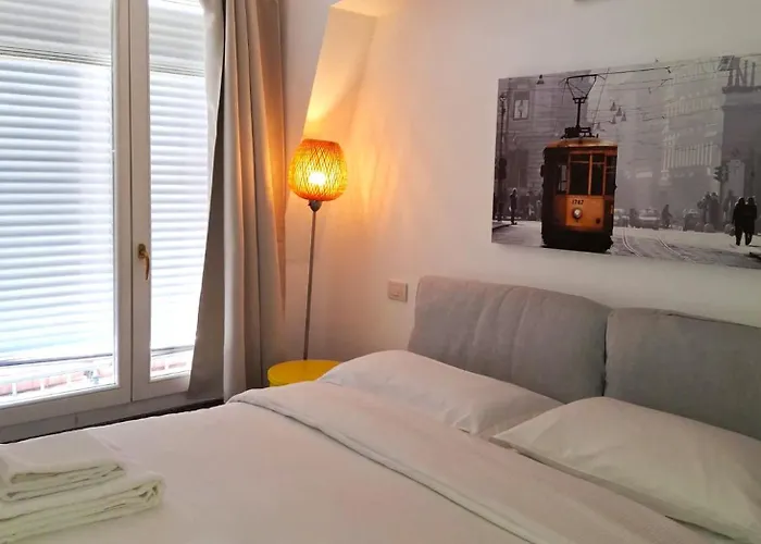 Lejlighed Urban Attic Isola District Milano
